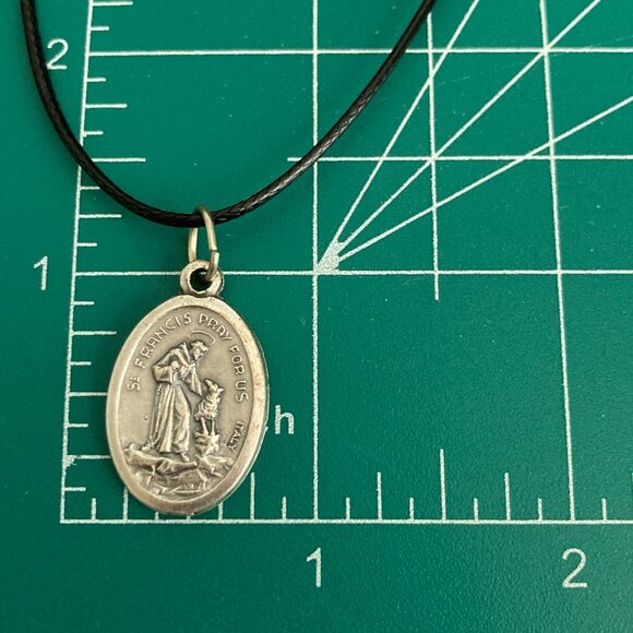 Vintage Saint St. Francis Medal Necklace Italy 18" Patron Saint Of Animals Dogs - Picture 10 of 13